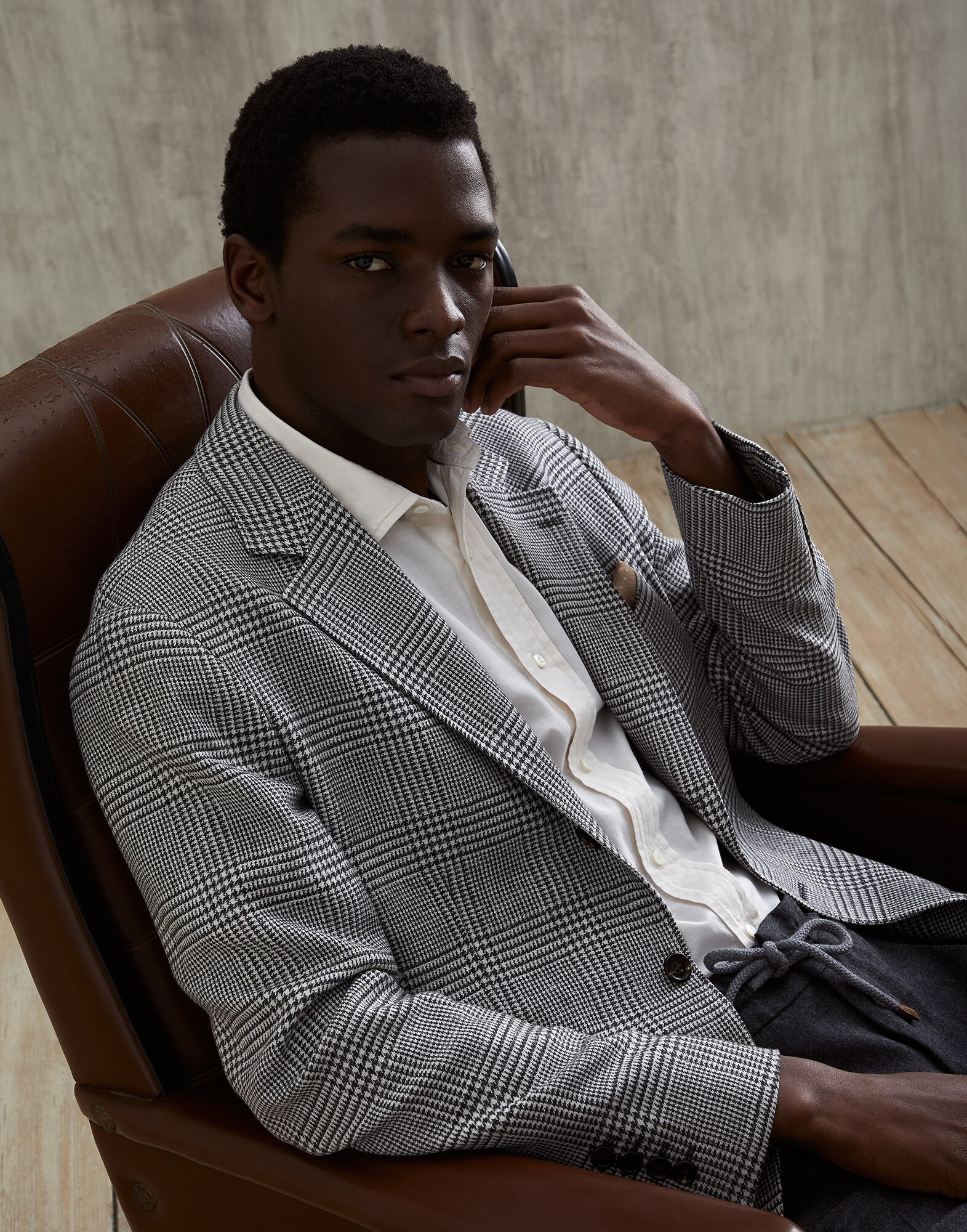 Single Breasted Blazer - Editorial view