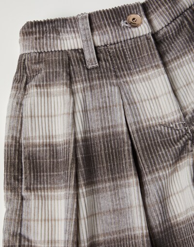 Shorts - Detail view