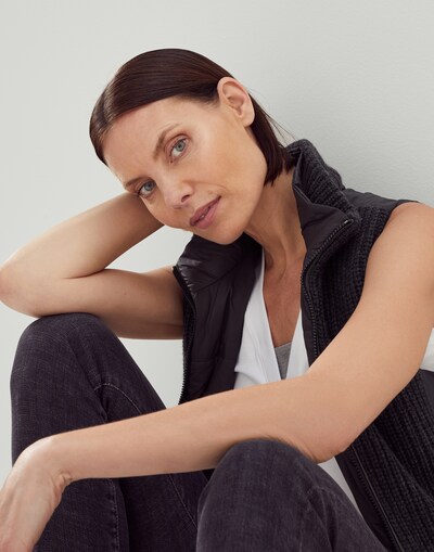Knit Outerwear - Editorial view