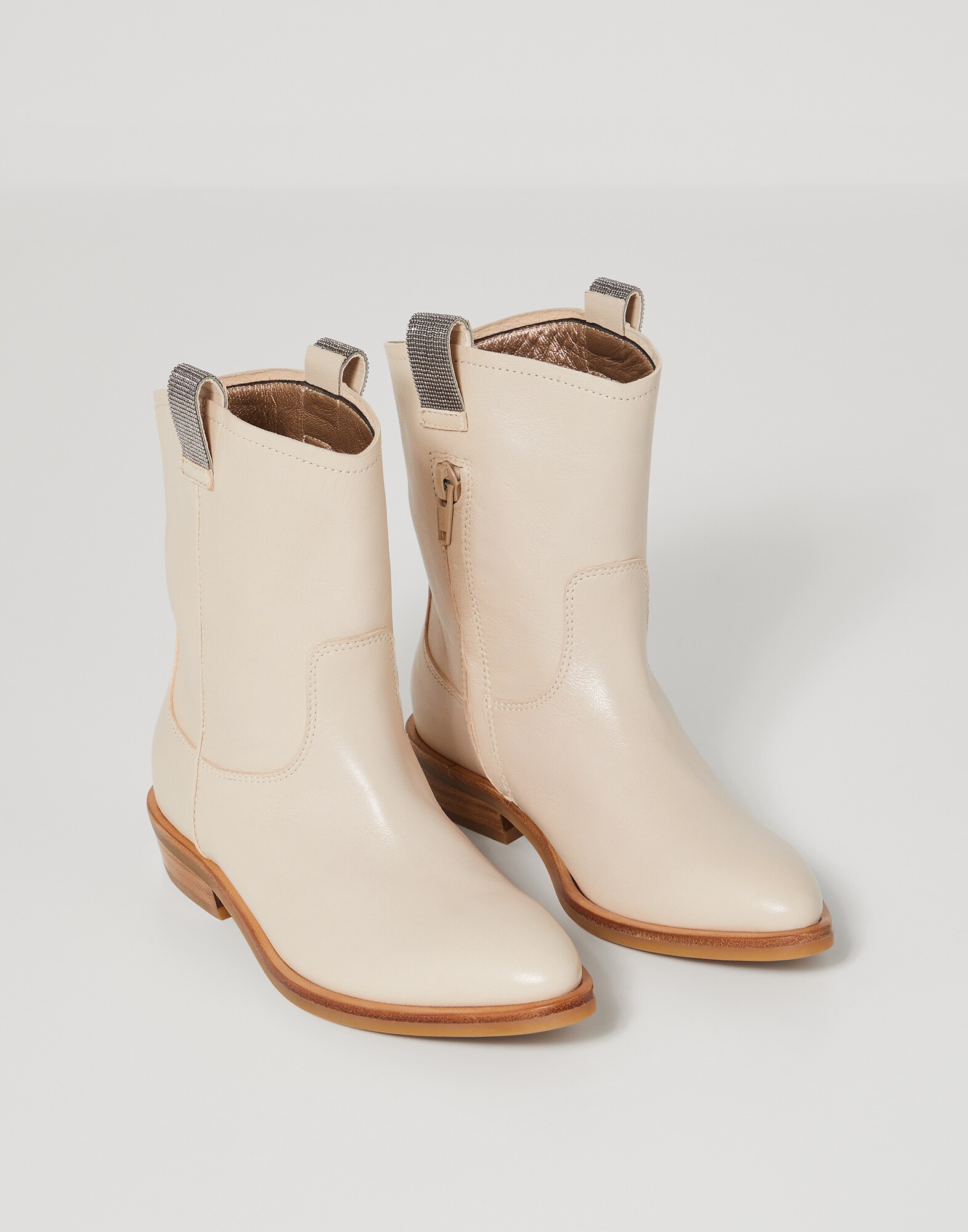 Boots - Front view