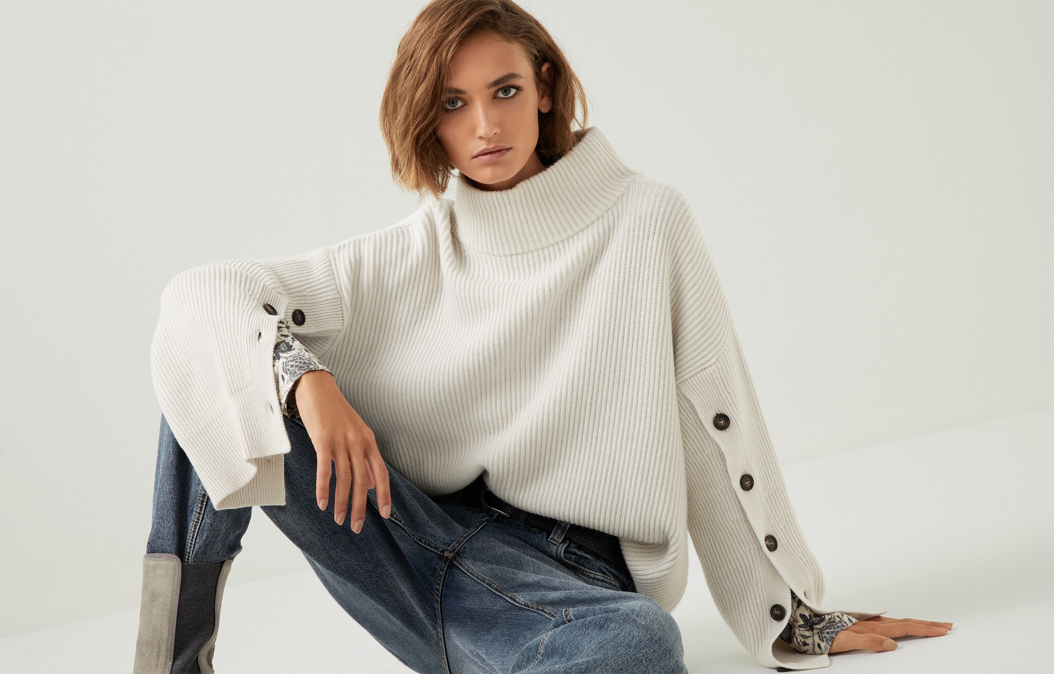 Turtleneck - Horizontal view