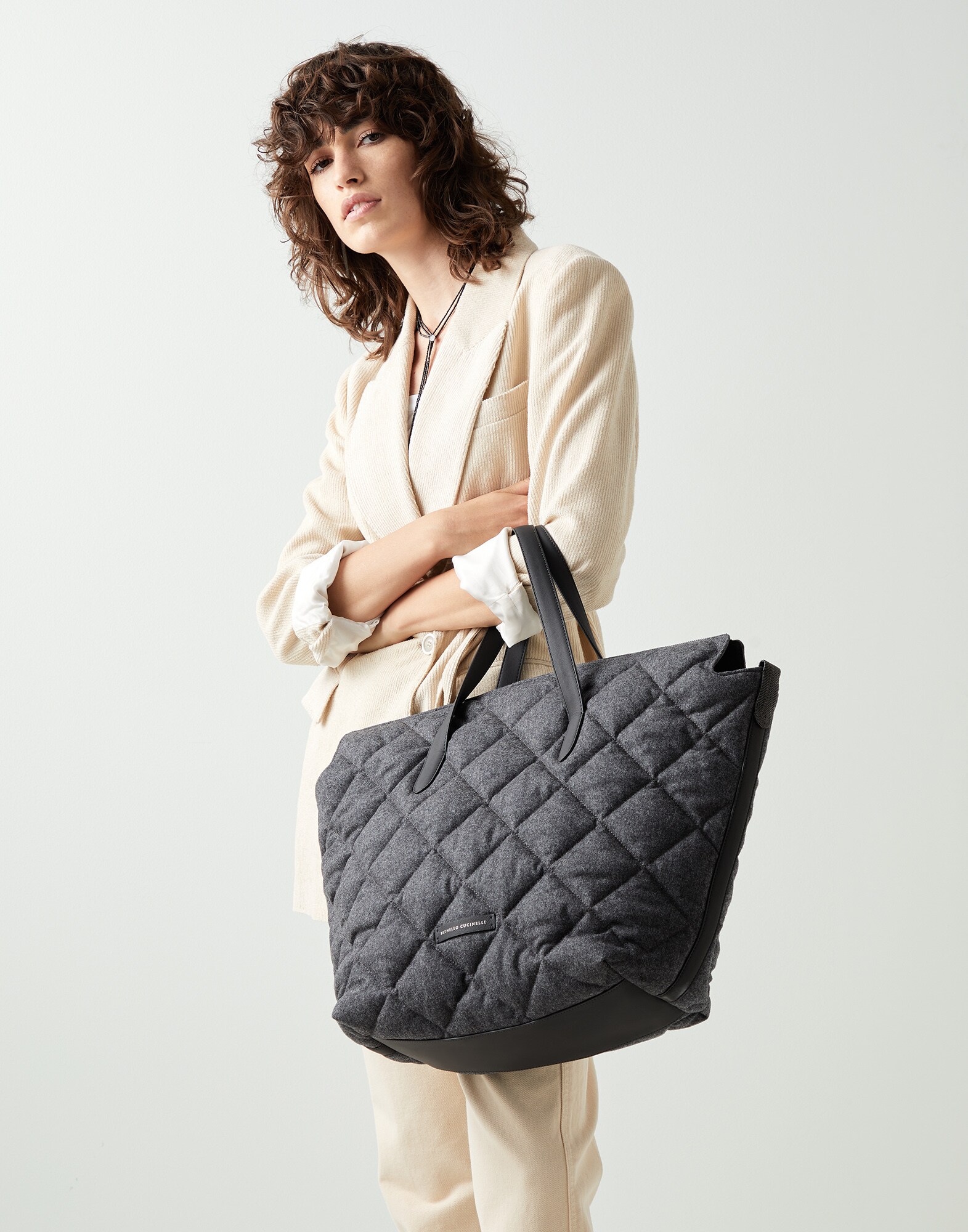 Shopper - Editorial view