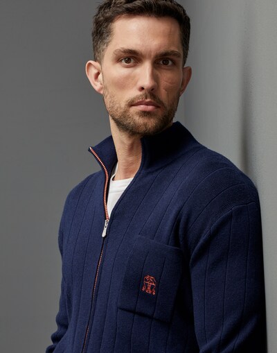 Sweatshirt - Detail view