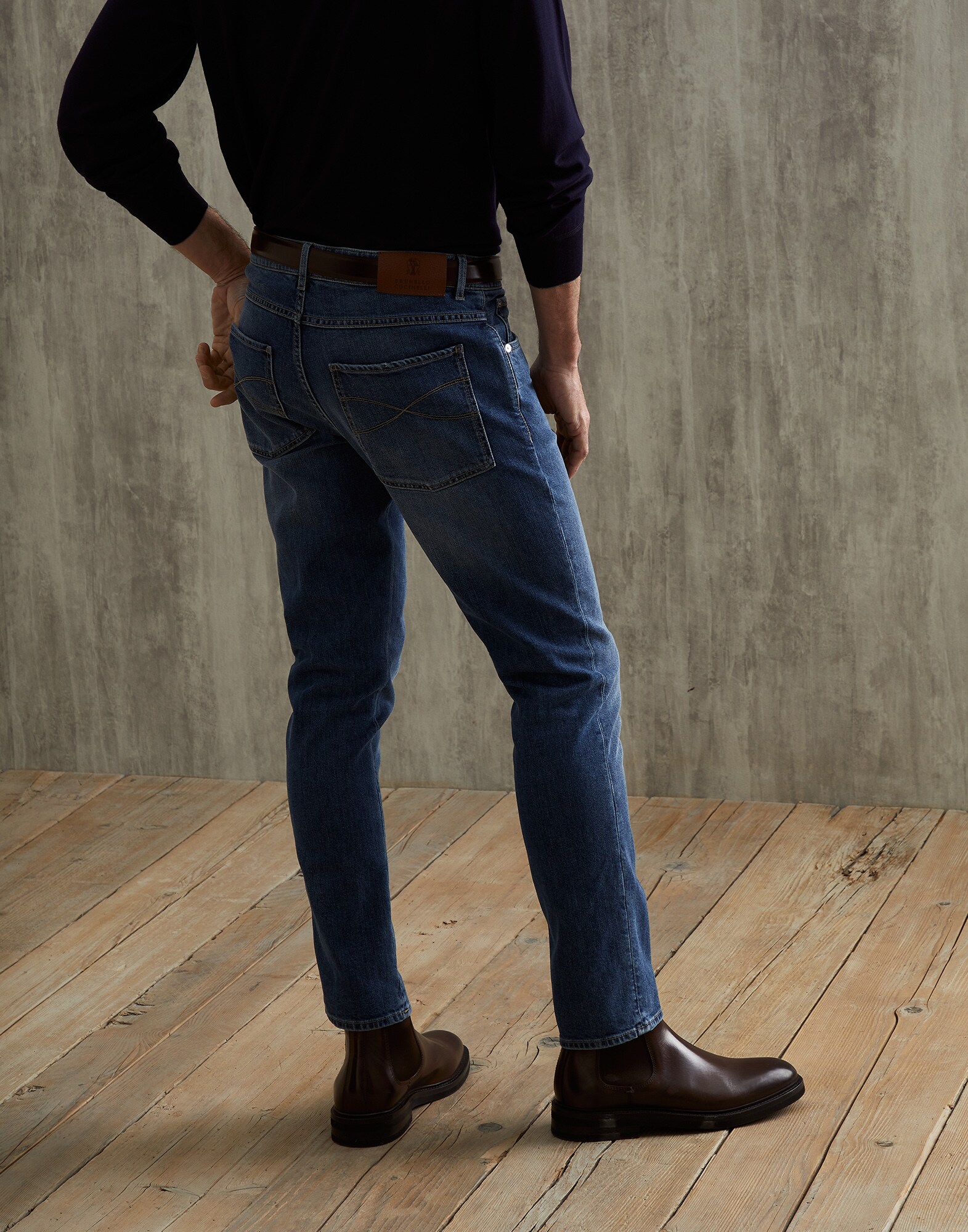 Slim - Back view