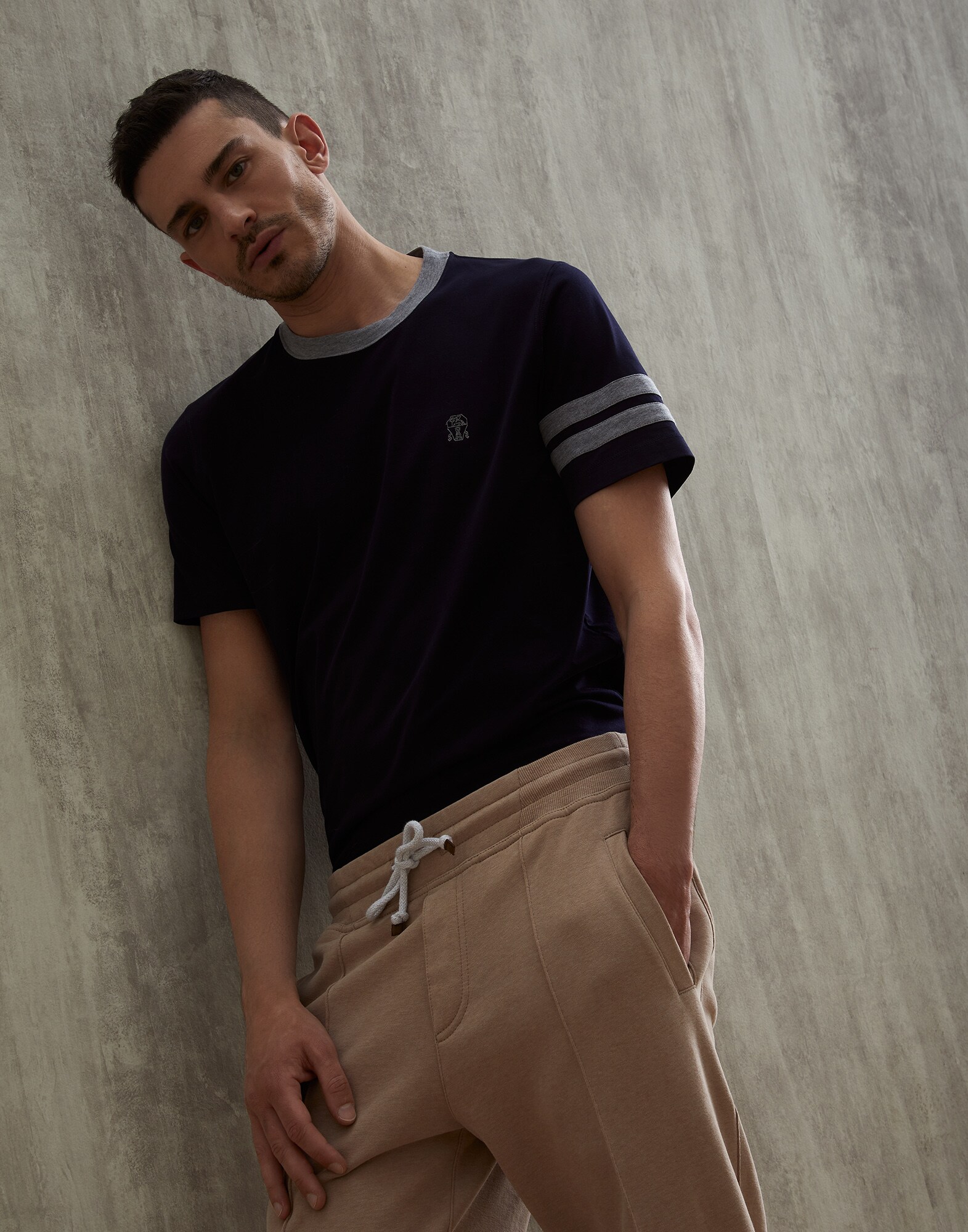T-Shirt - Editorial view