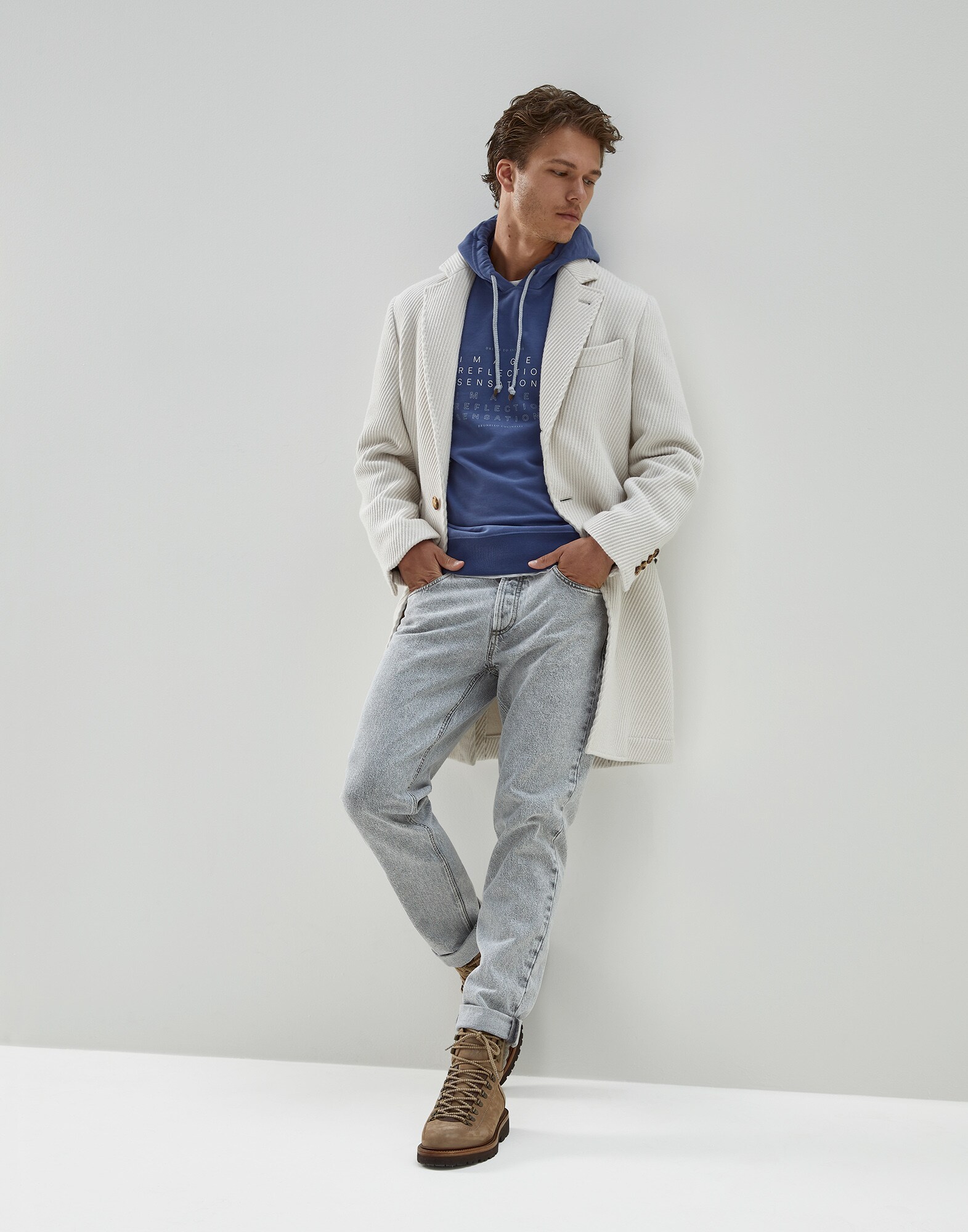 Sweatshirt - Full look