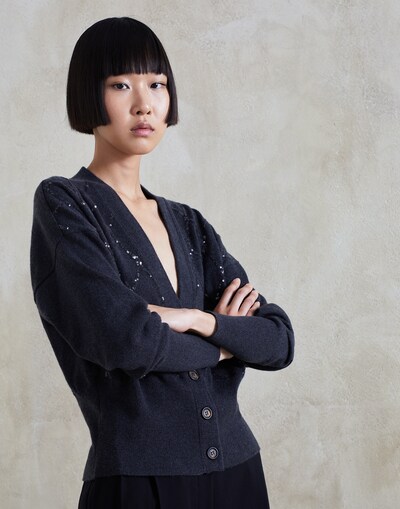 Cardigan - Front view