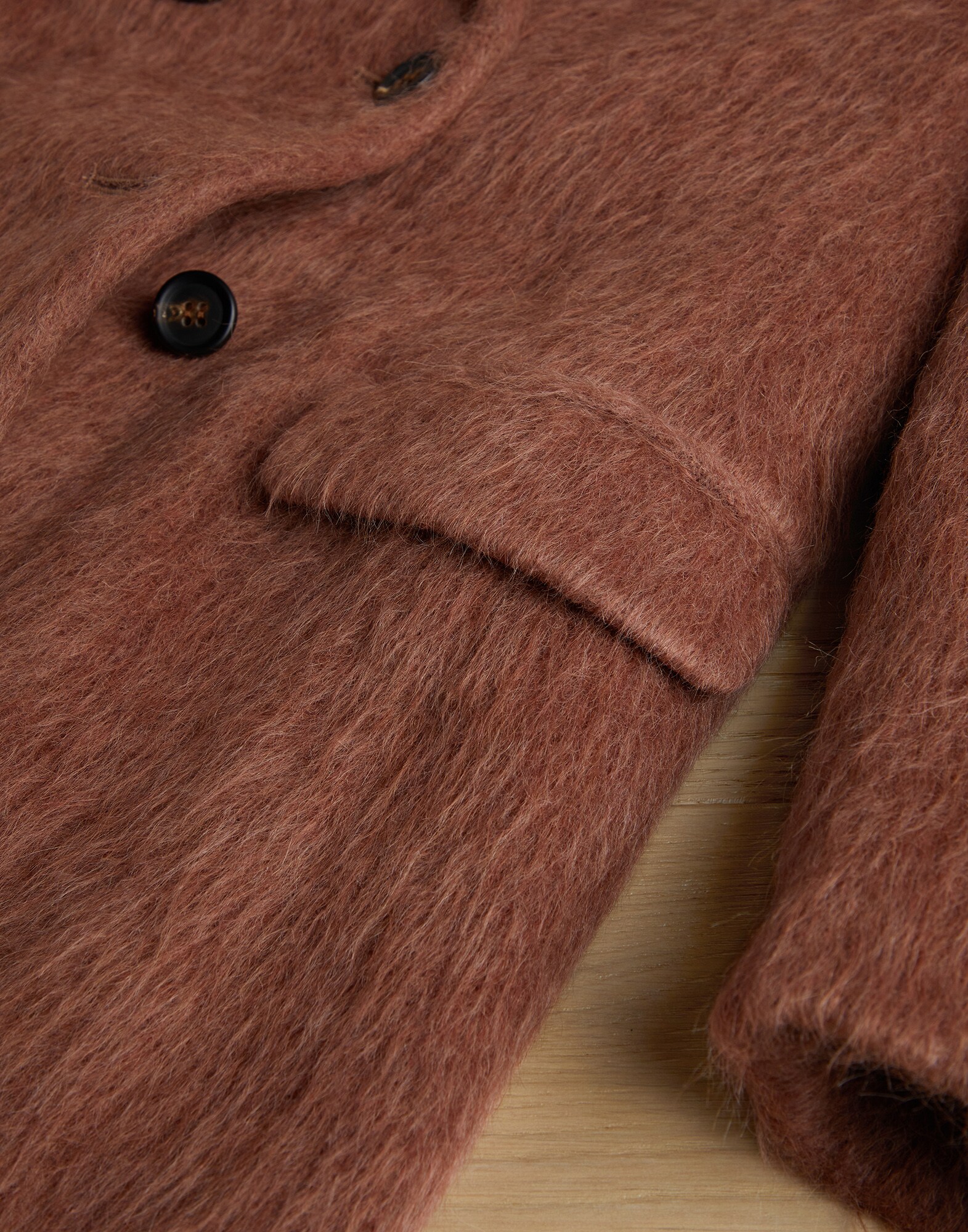 Coat - Detail view