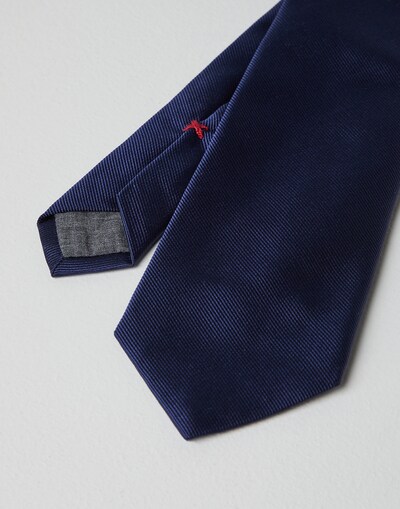 Tie - Detail view