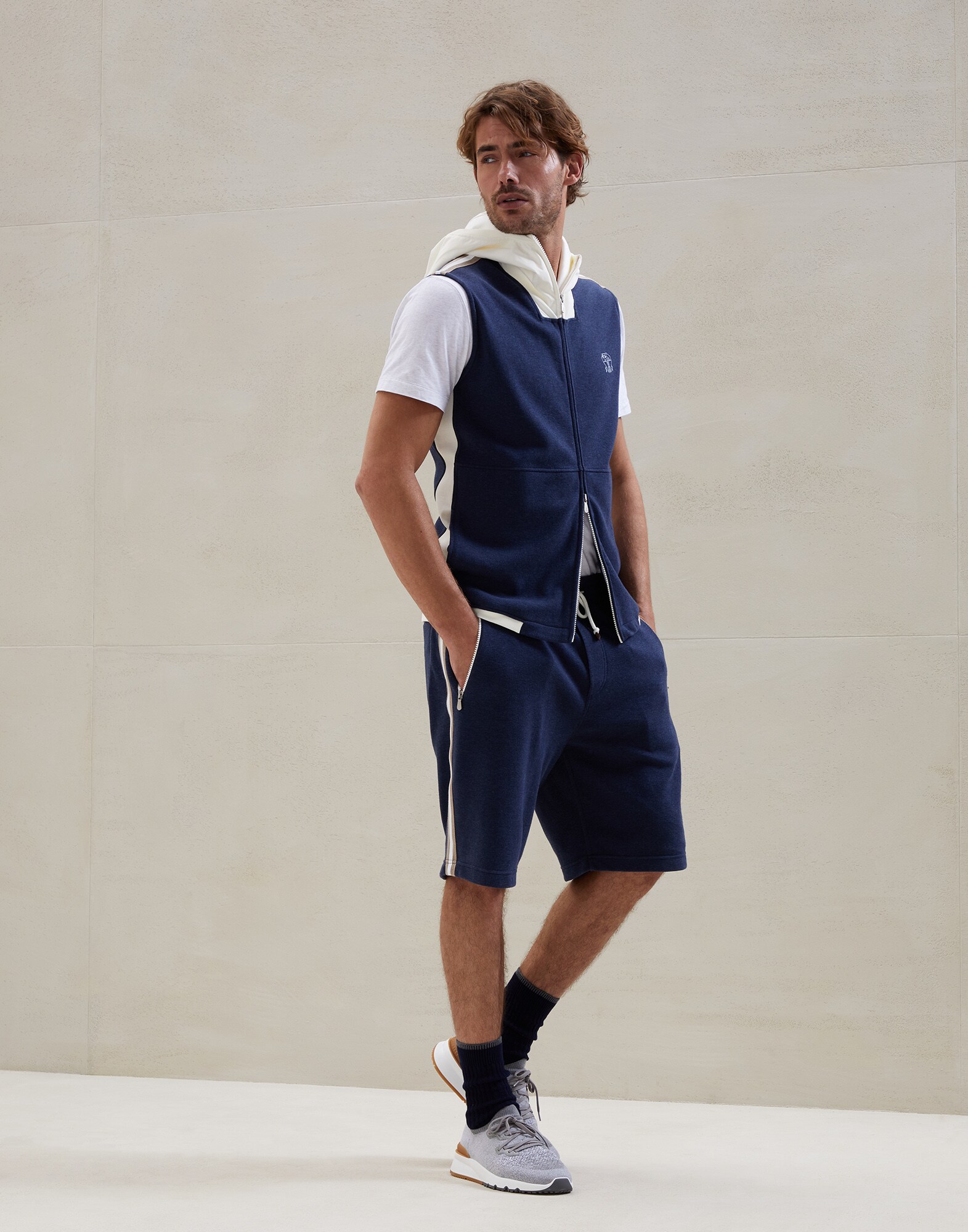 Short Sleeve T-Shirt - Full look