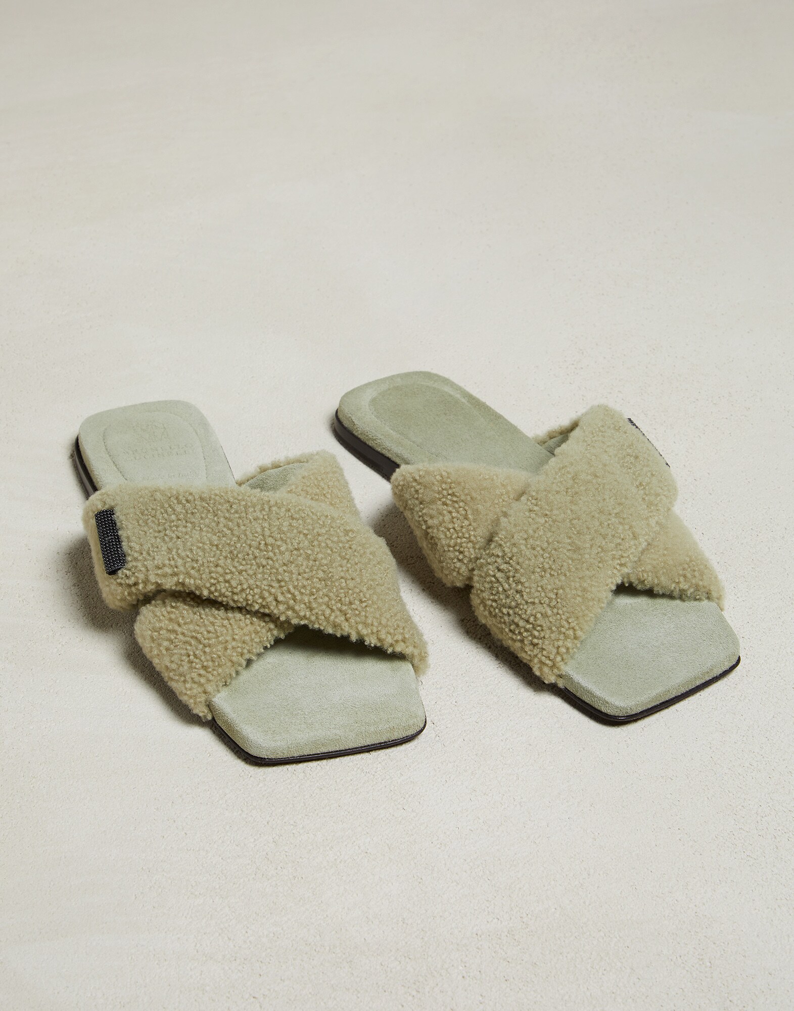 Slides - Front view