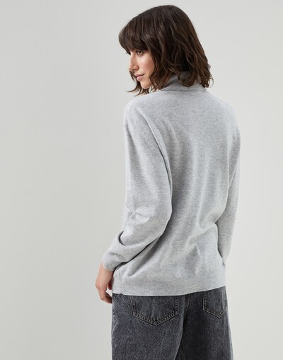 Turtleneck - Back view