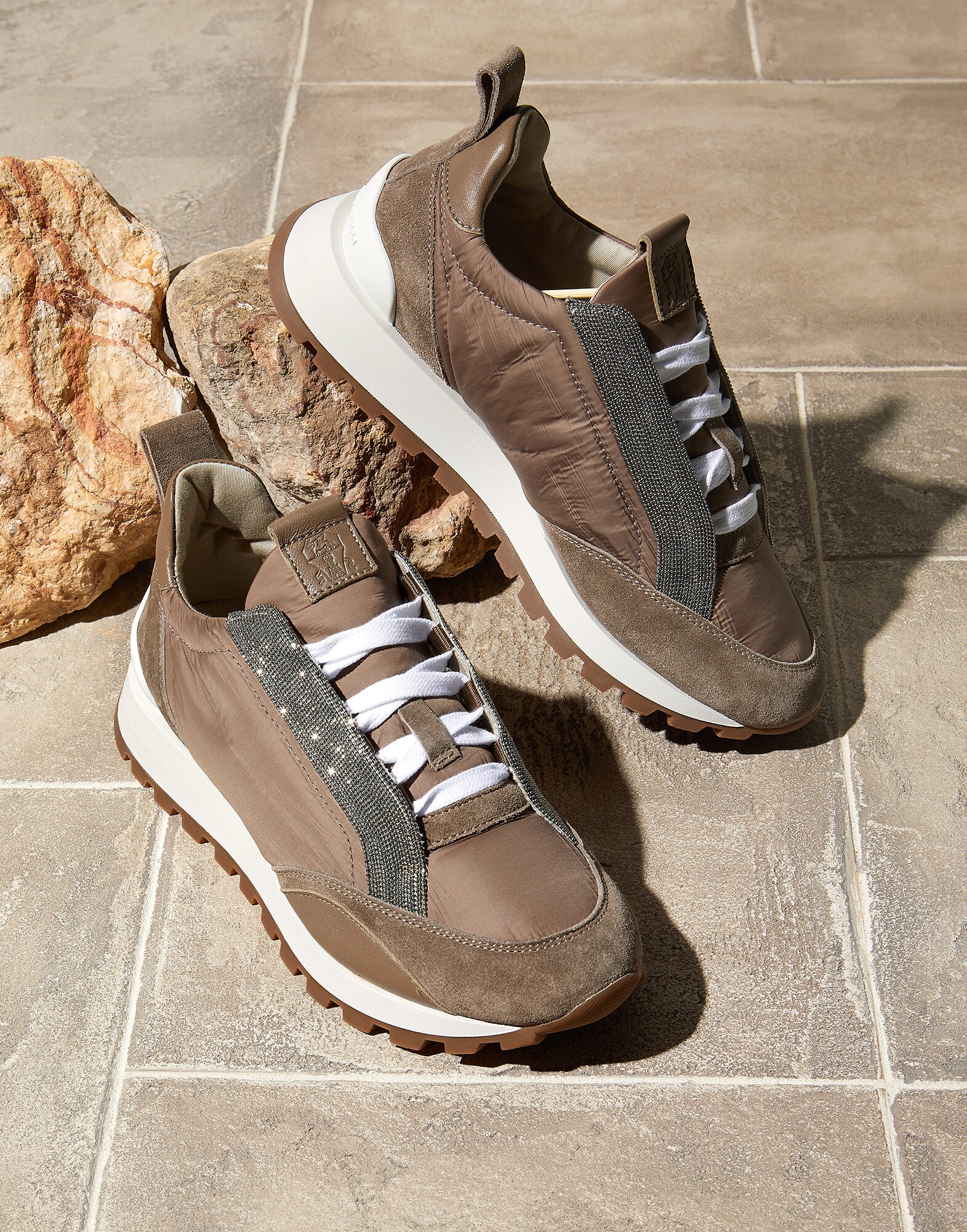 Runners - Front view