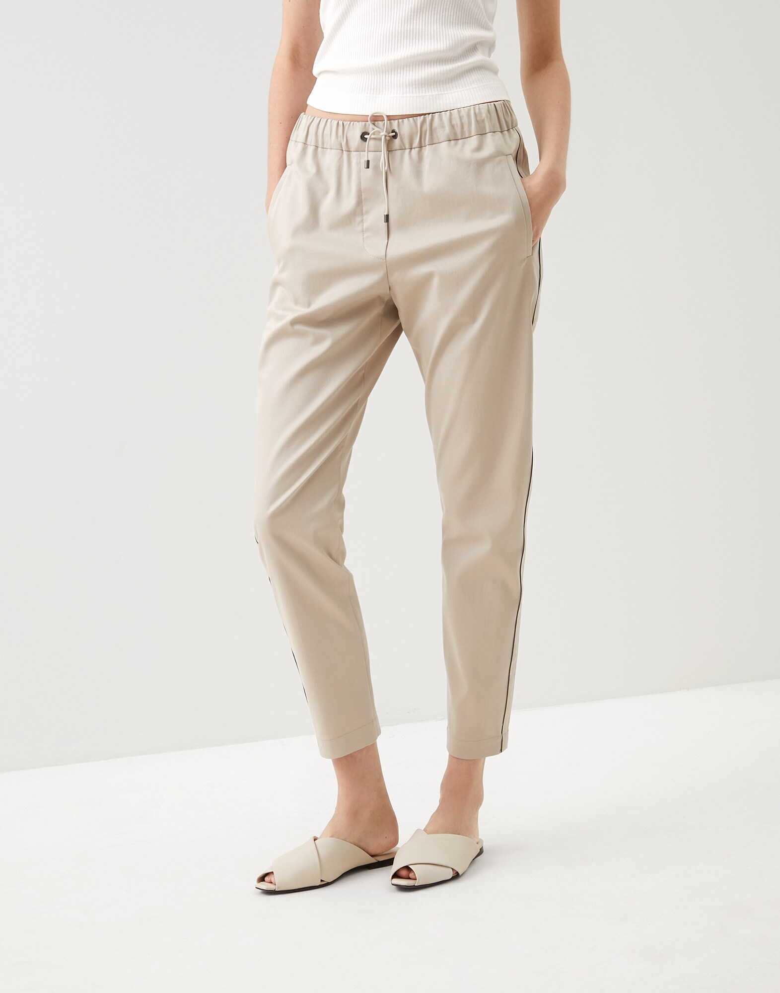 Joggers - Front view