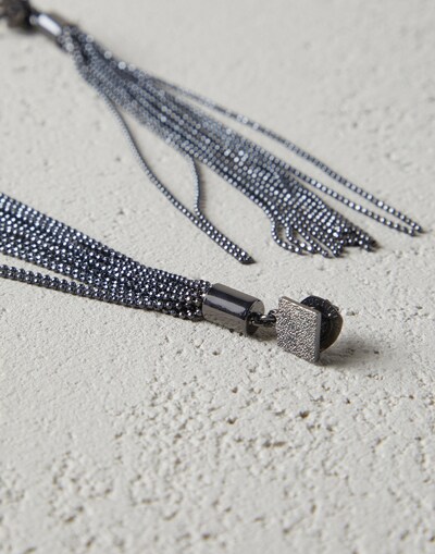Earrings - Detail view