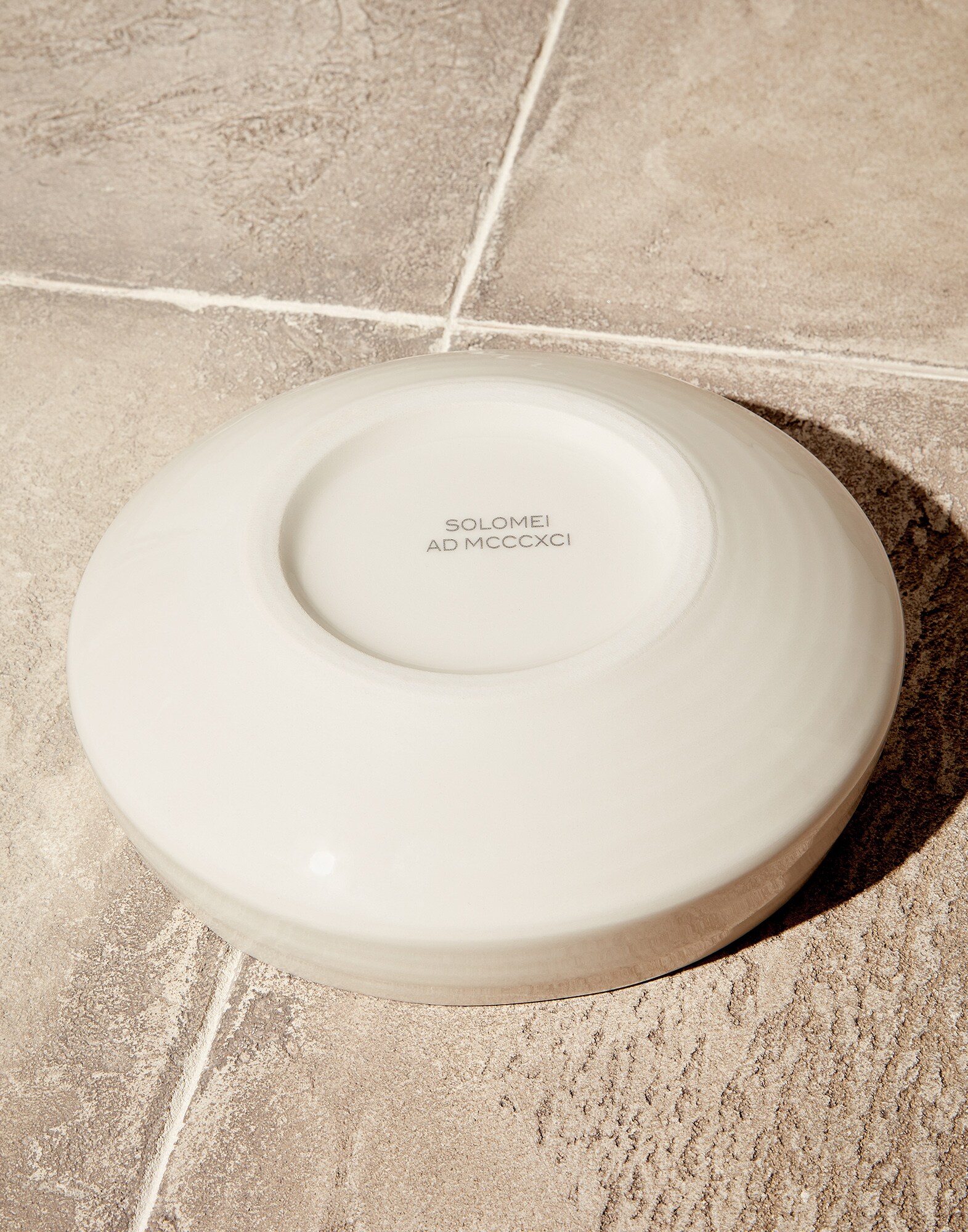 Dinnerware - Detail view