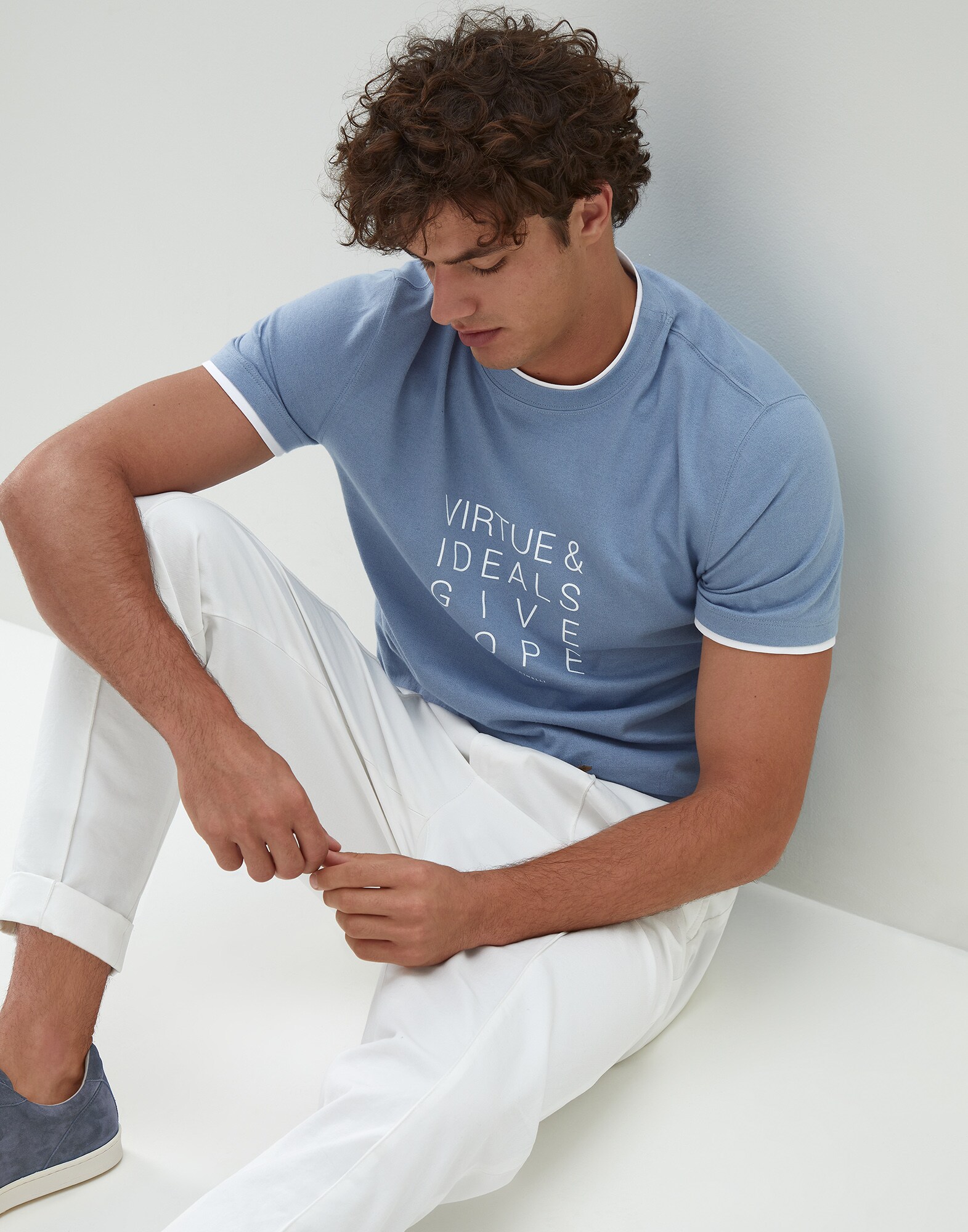Short Sleeve T-Shirt - Editorial view