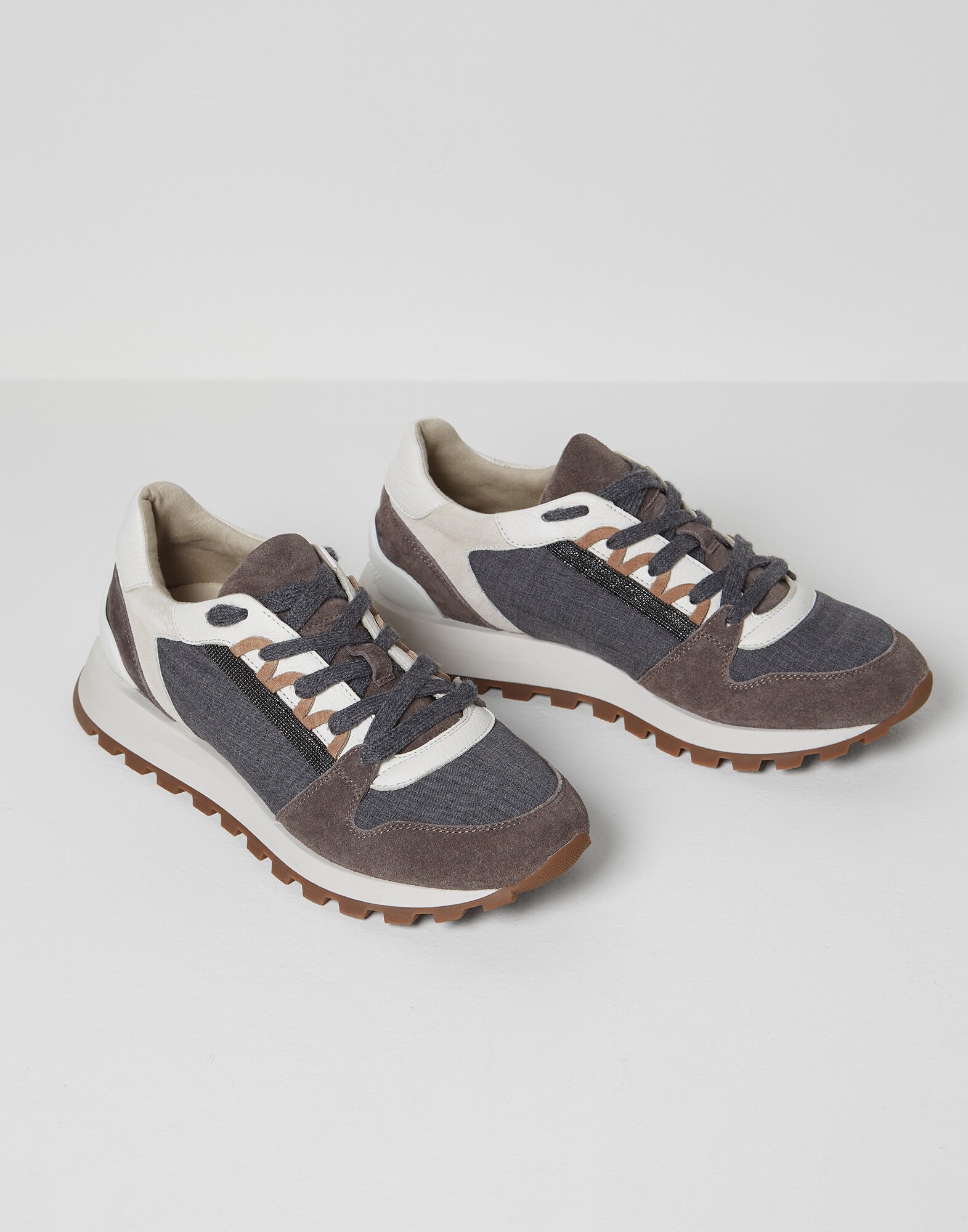Runners - Front view