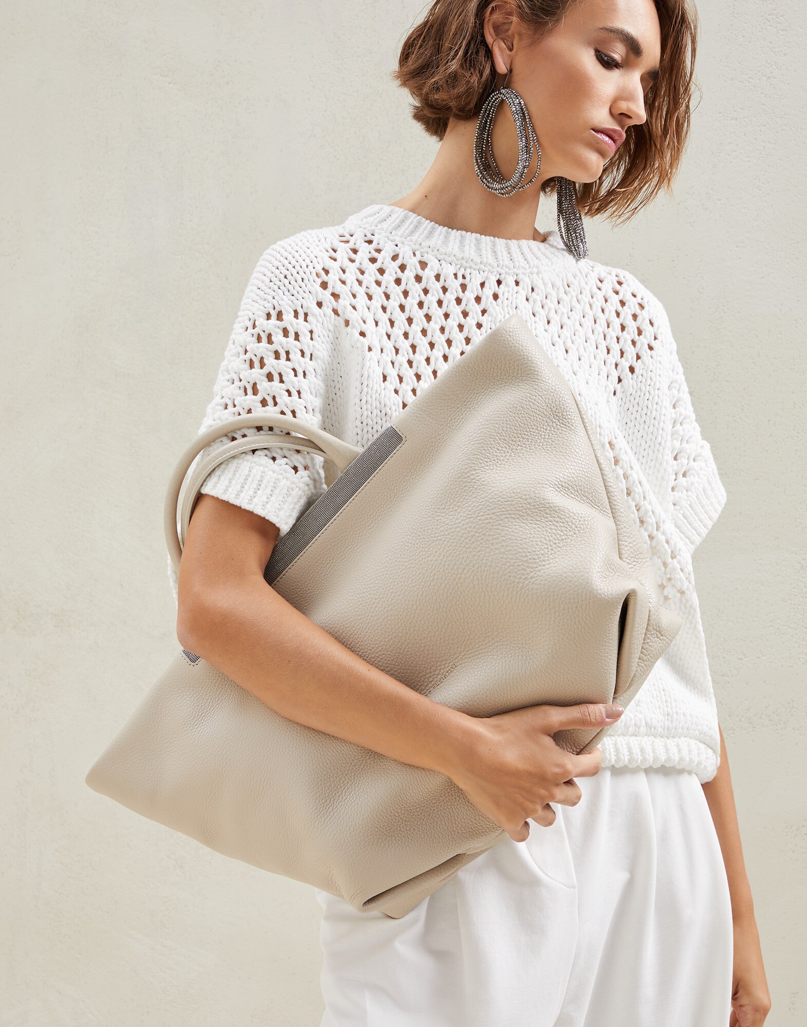 Shopper - Editorial view