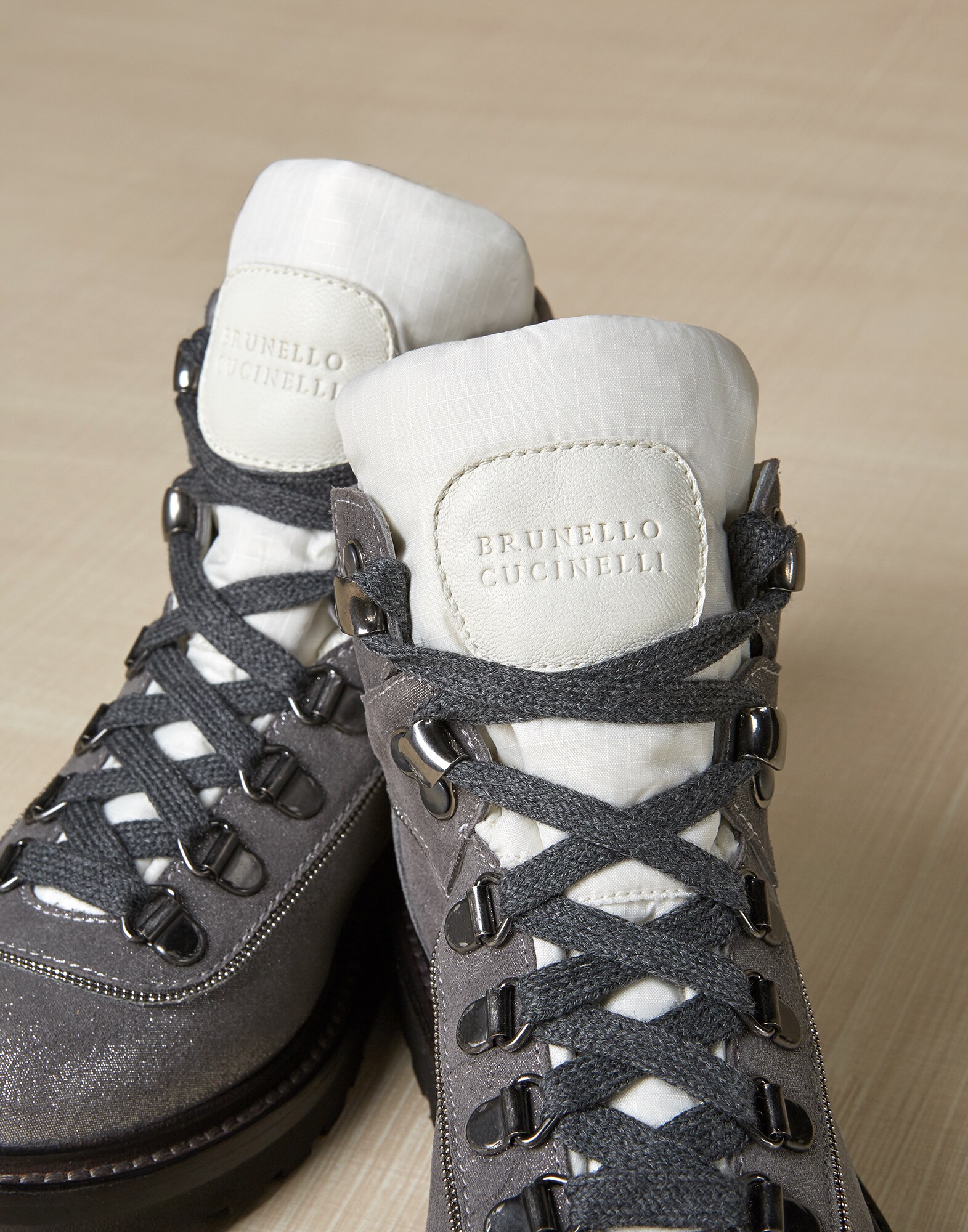 Boots - Detail