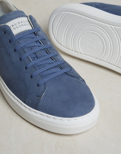 Sneakers - Detail view