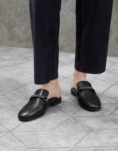 Mules - Editorial view