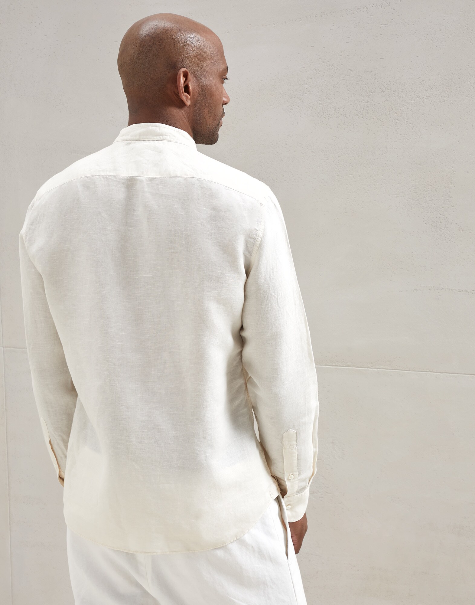 Leisure - Back view