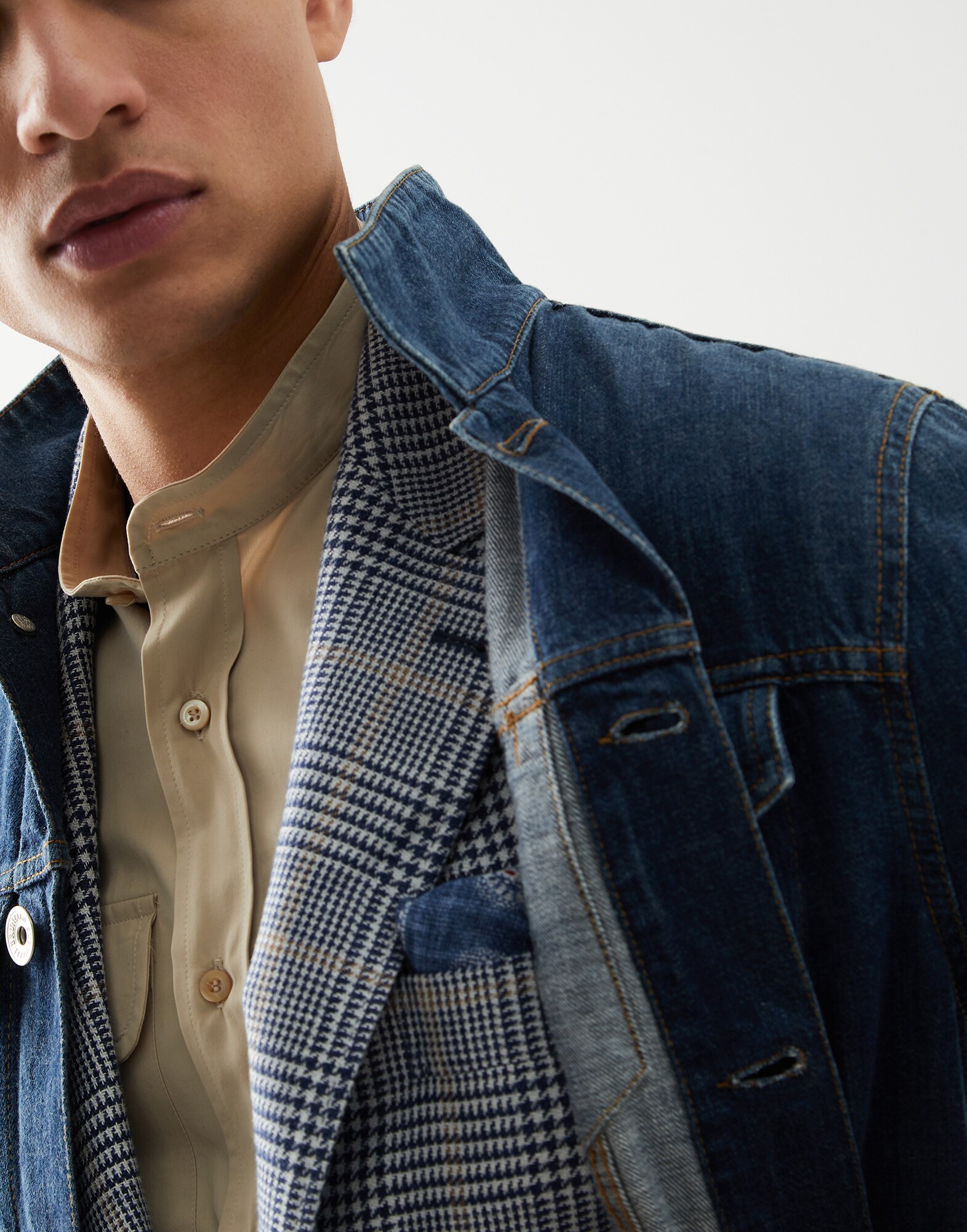 Pocket Square - Editorial view