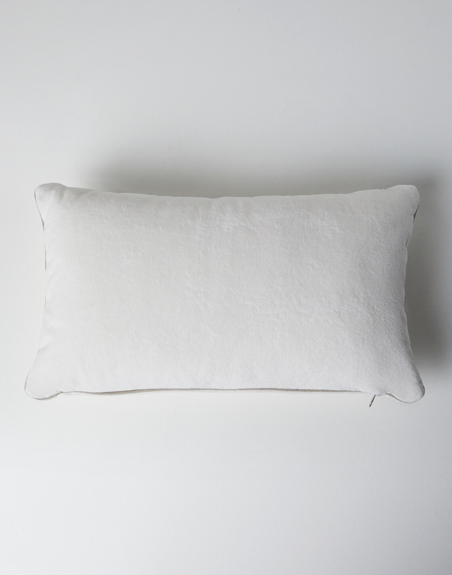 Blankets & Cushions - Back view