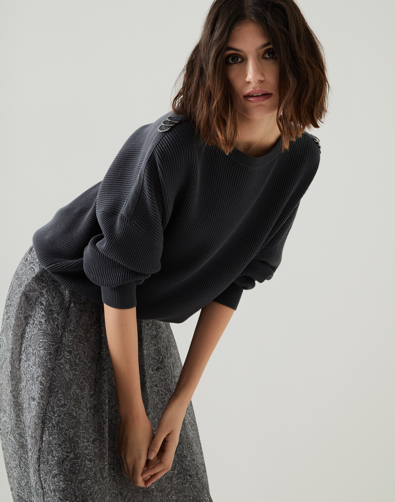 Crewneck - Editorial view