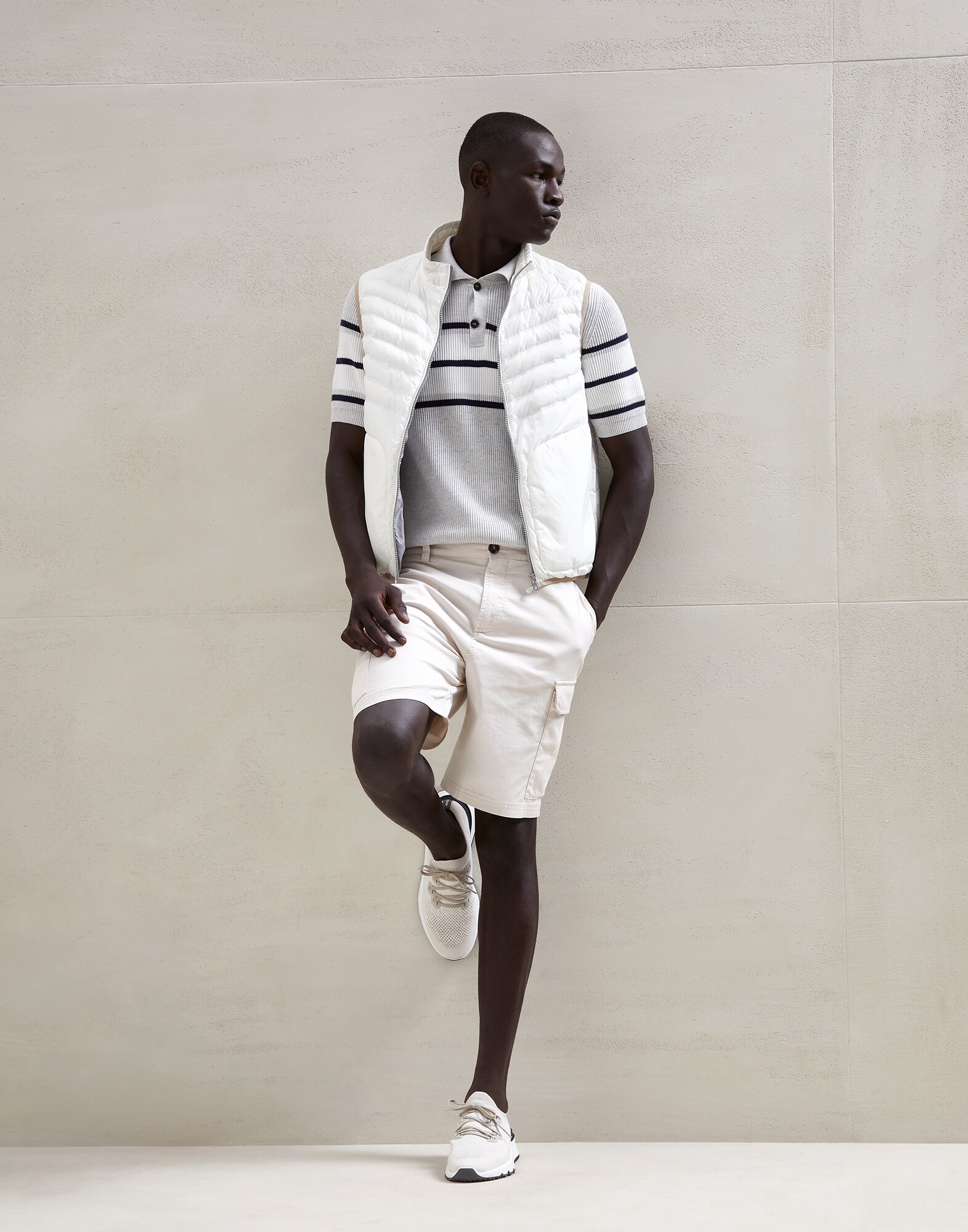 Polo-Style Sweater - Full look