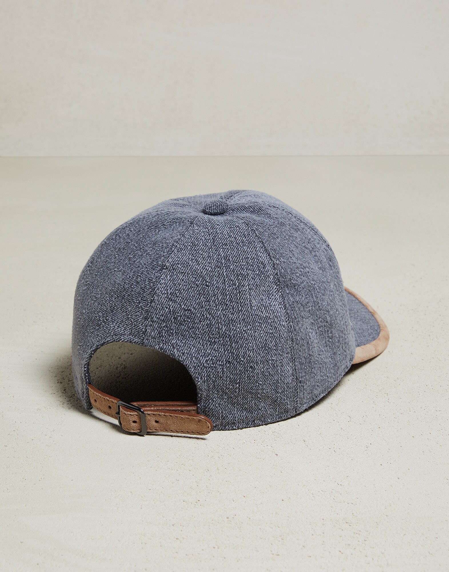 Hats & Caps - Detail view
