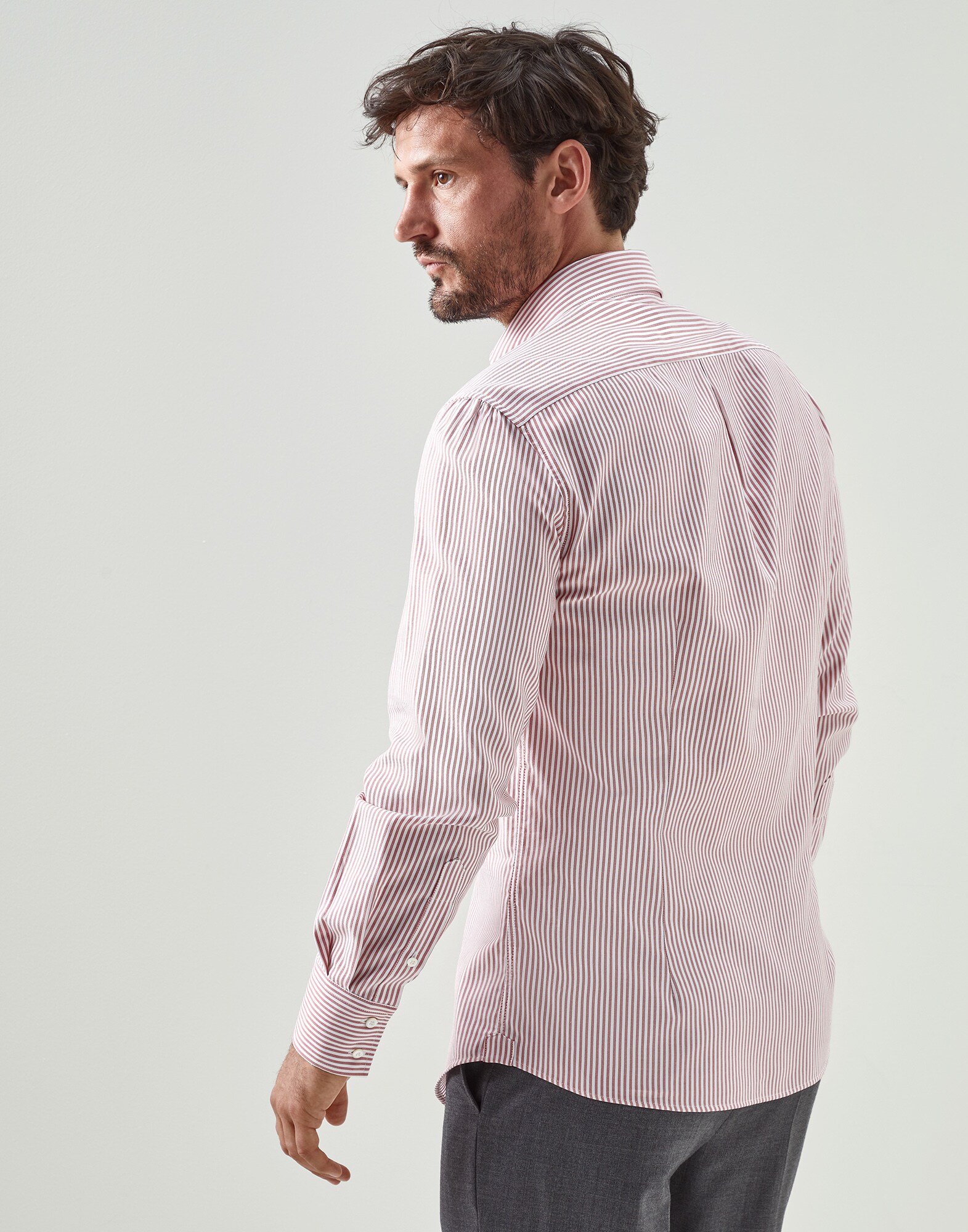 Slim - Back view