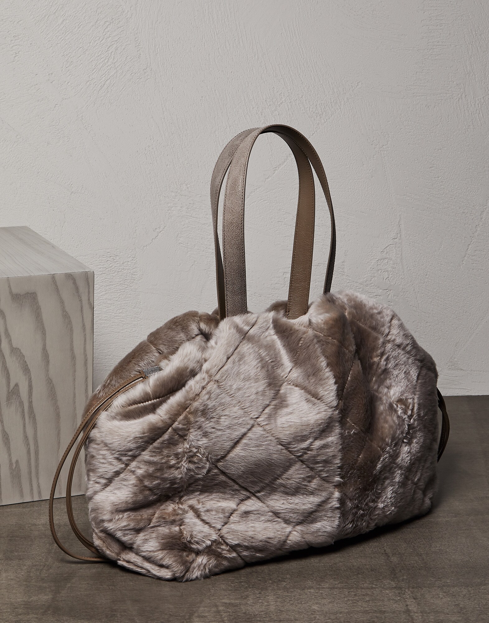 Handbag - Back view