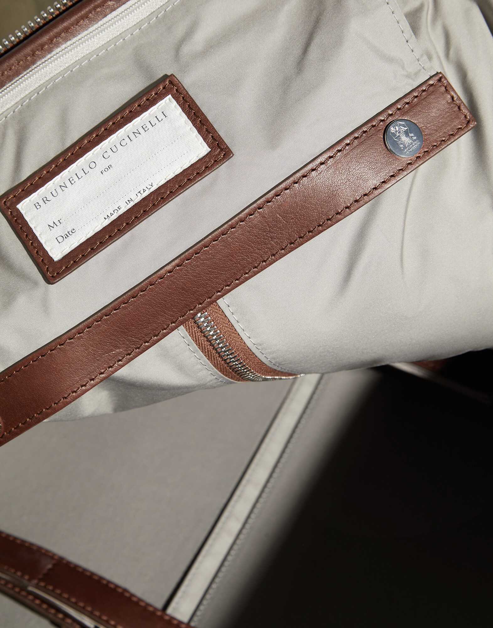 Wheeled Luggage - Look