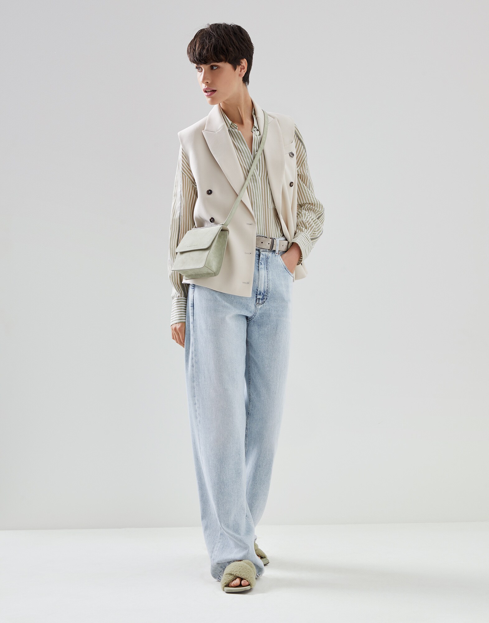 Wide - Full look