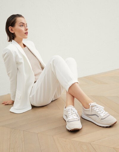 Knit - Editorial view