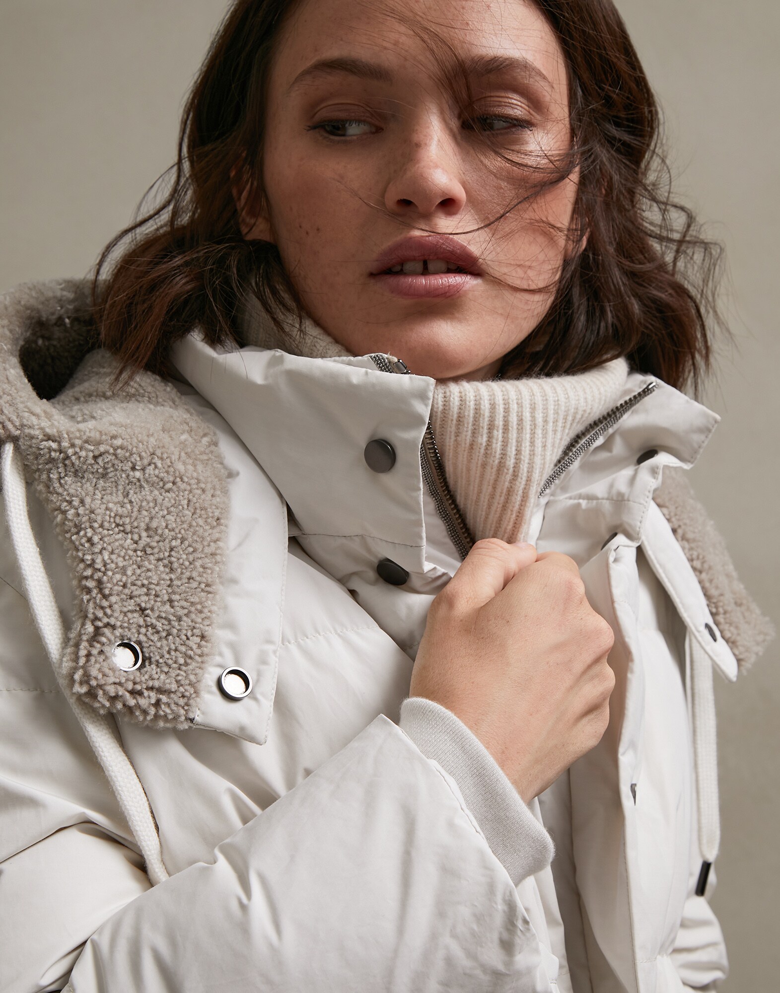 Down Jacket - Detail view