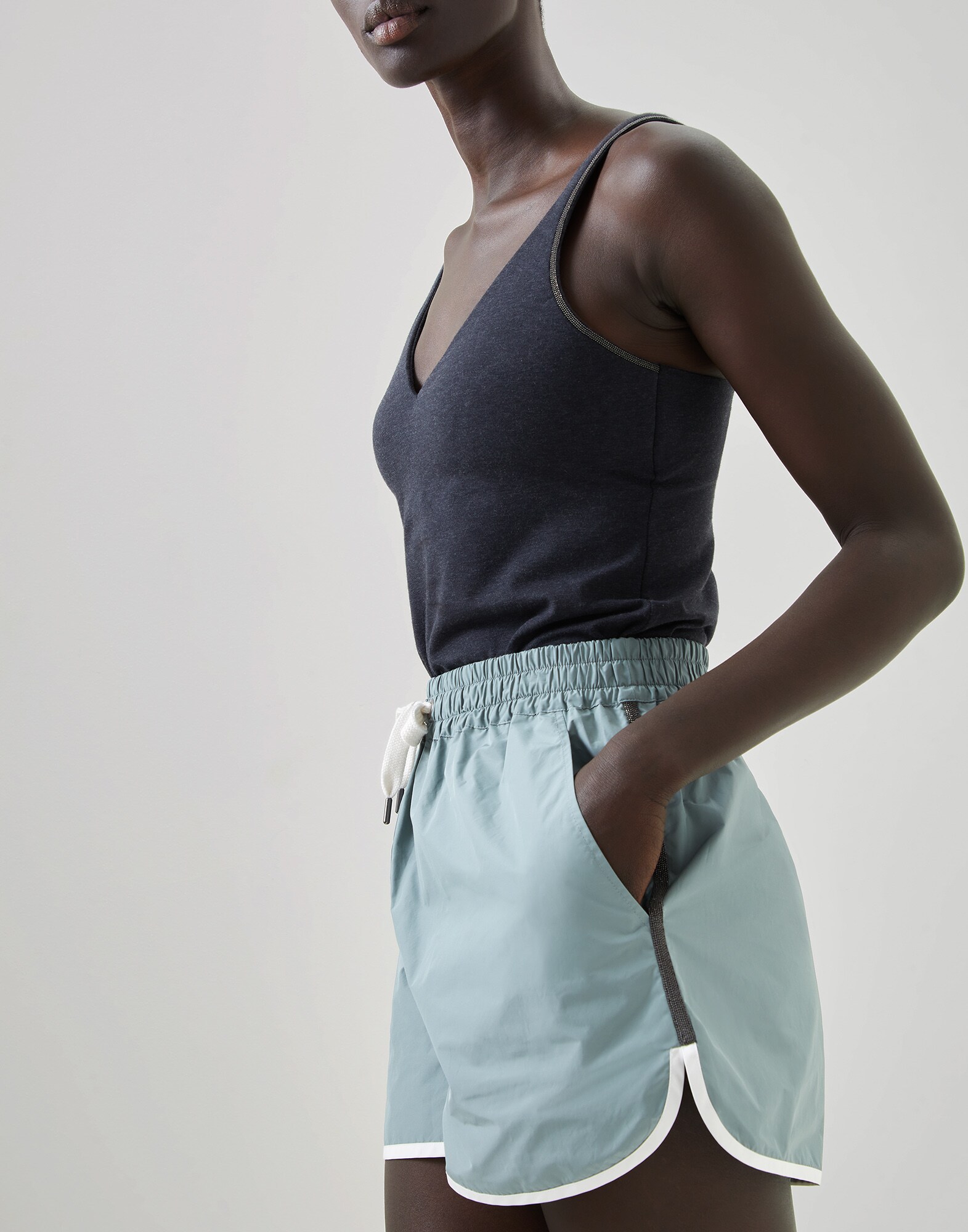 Bermuda & Shorts - Detail view