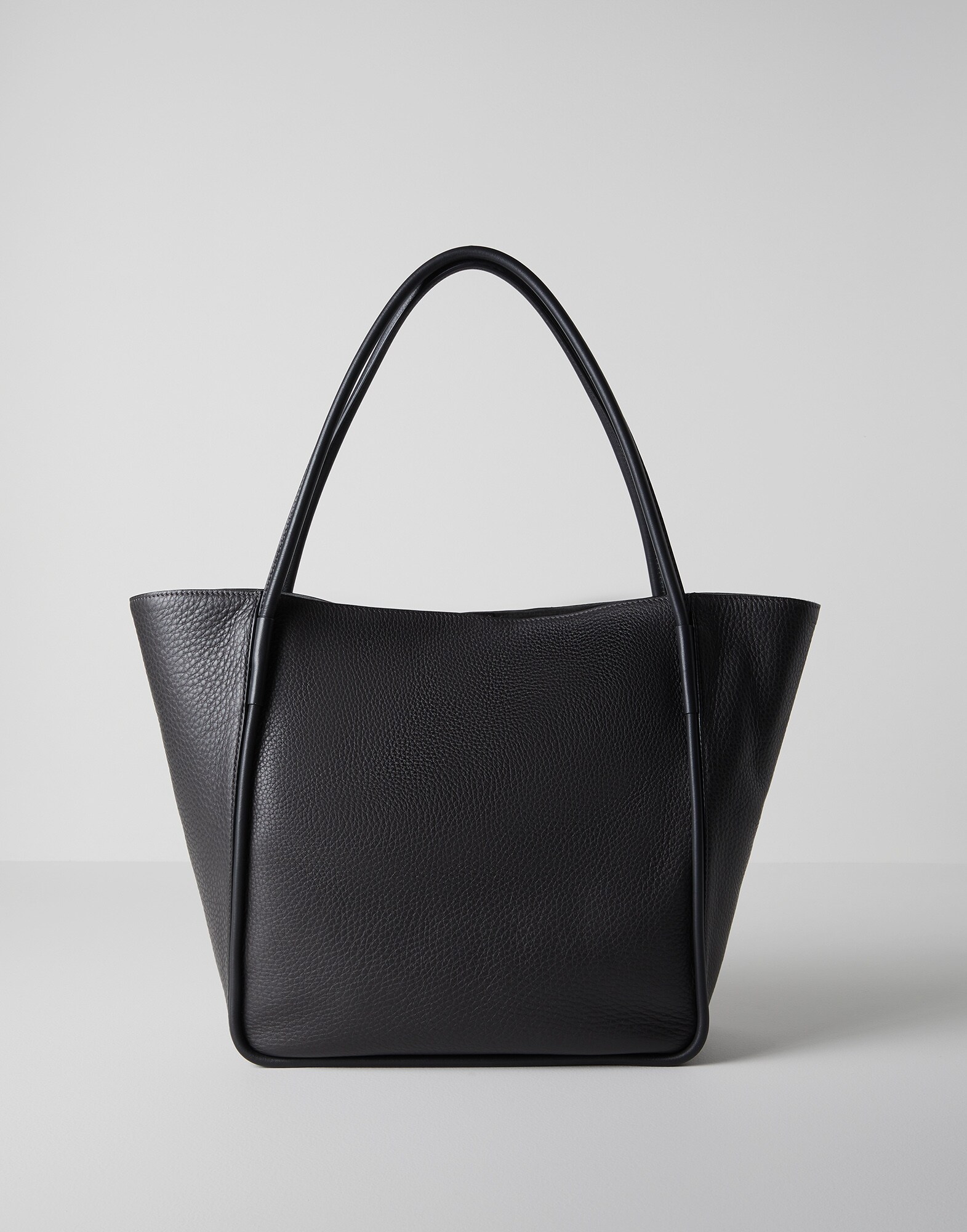 Shopper - Back view