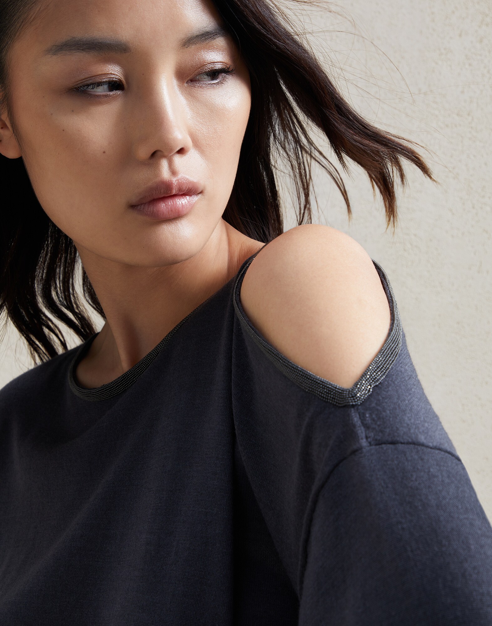 Scoop Neck - Detail view