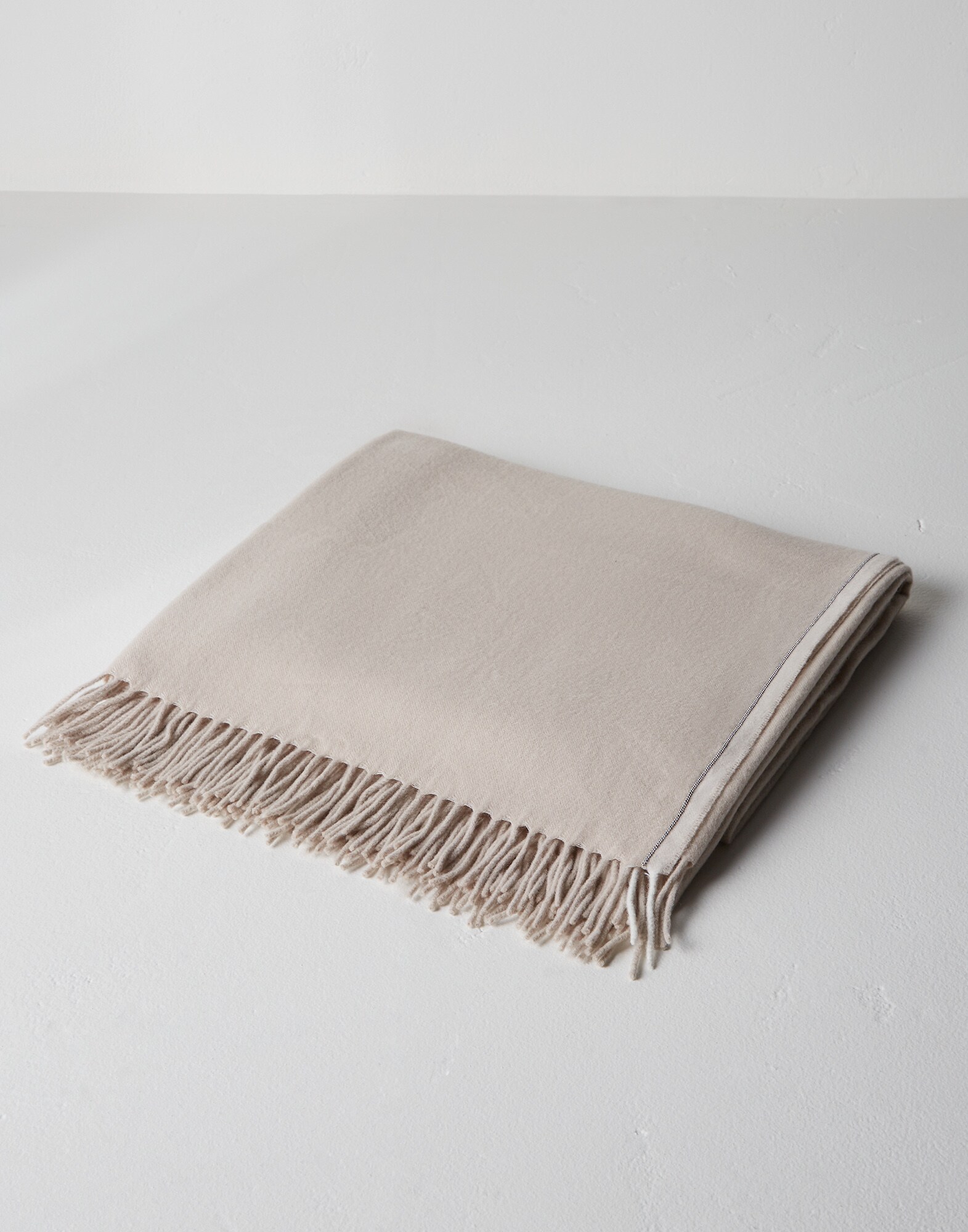 Cashmere Throw - Front view