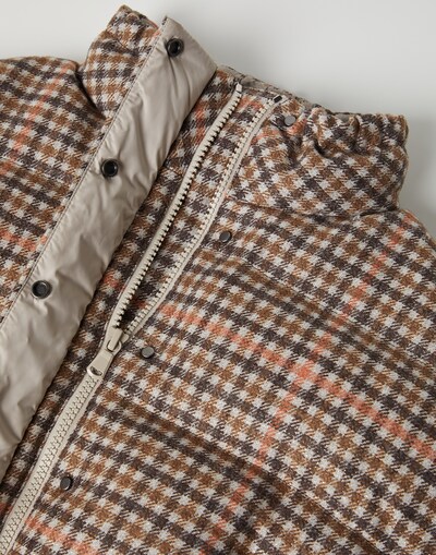Down Jacket - Detail view