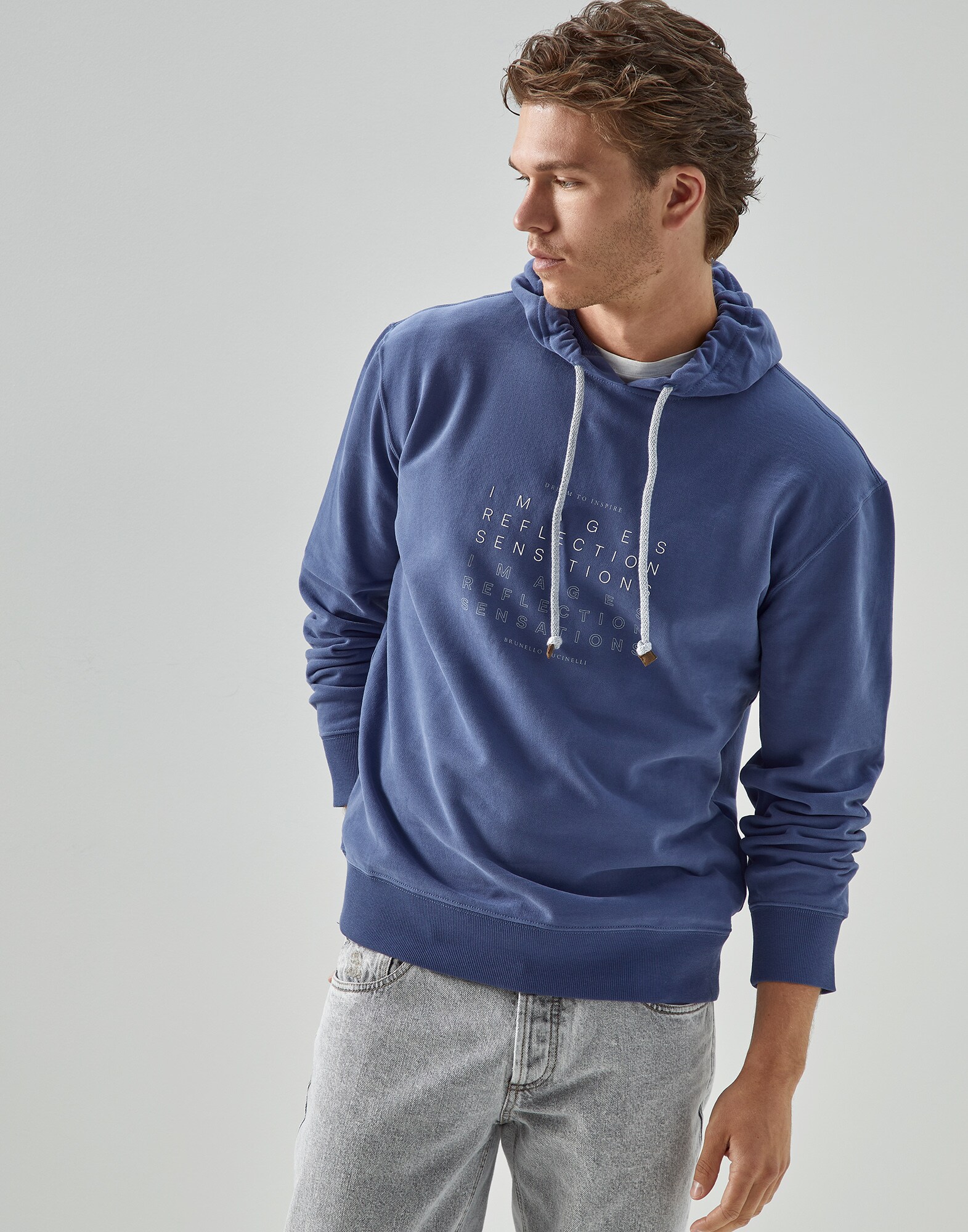 Sweatshirt - Front view