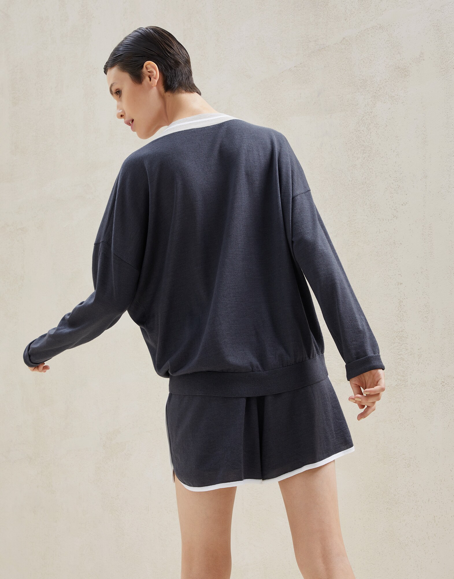 Sweatshirt - Back view