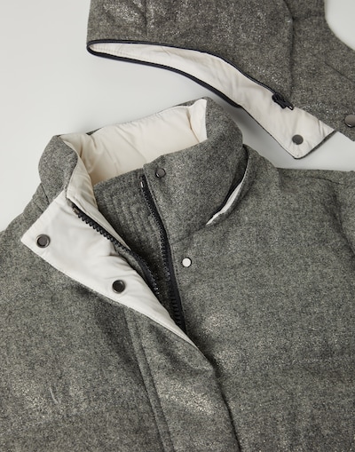 Down Jacket - Detail view