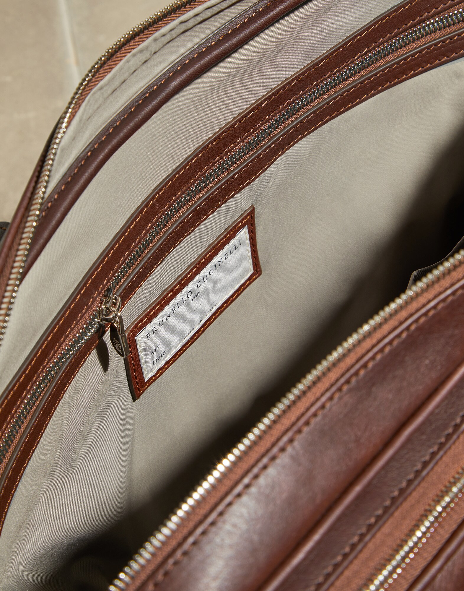 公文袋 - Look
