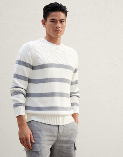 Crewneck - Front view