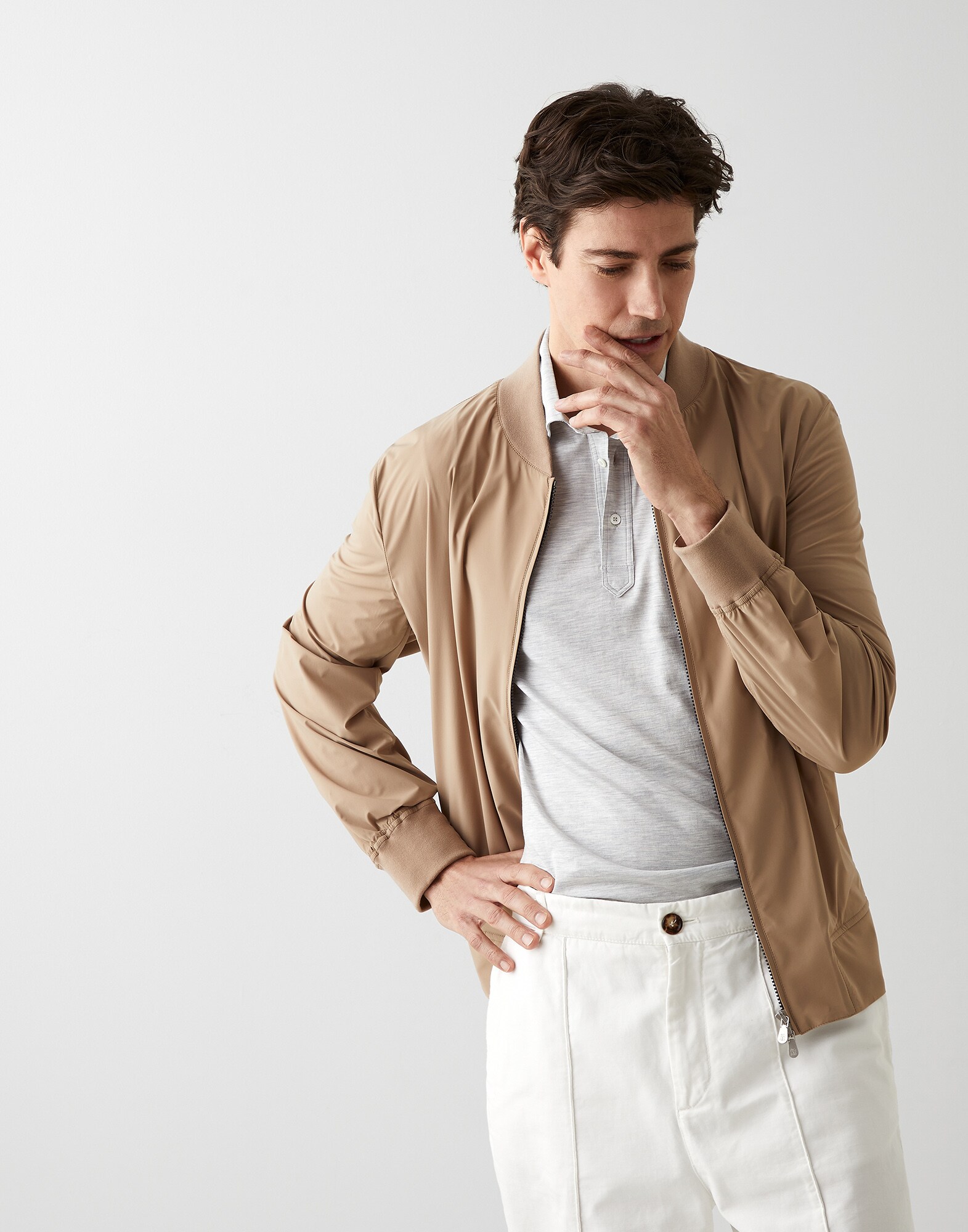 Polo - Editorial view