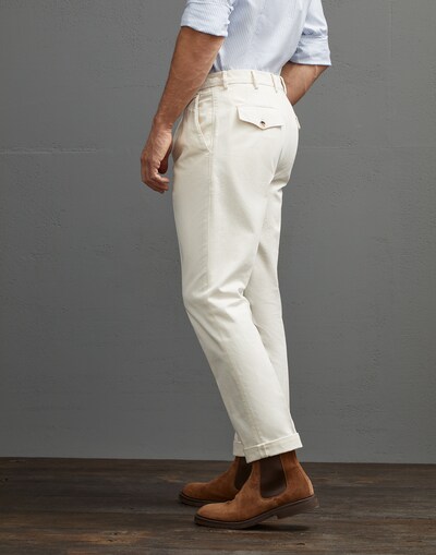 Pleated - Back view